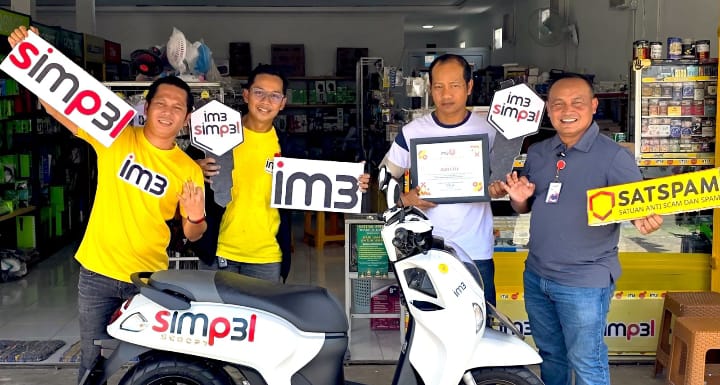 IM3 Hadiahi Mitra Outlet Terbaik di Kalimantan Lewat Kejutan Simpel